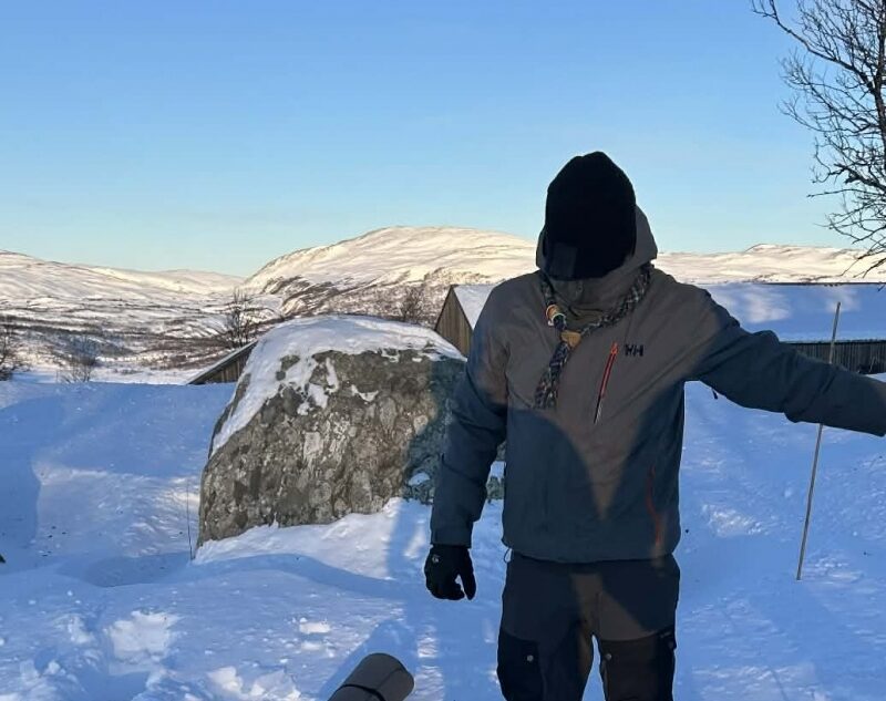 Speider med bind for øyene